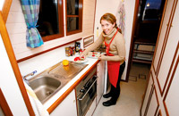 Bei KUHNLE-TOURS macht auch das Kochen an Bord Spaß